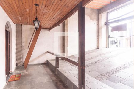 Casa à venda com 264m², 3 quartos e 1 vaga Casa à venda com 264m², 3 quartos e 1 vagaGaragem