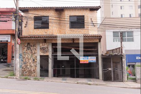 Casa à venda com 264m², 3 quartos e 1 vaga Casa à venda com 264m², 3 quartos e 1 vagaFachada