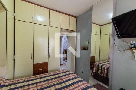 Quarto 1 de apartamento à venda com 2 quartos, 70m² em Grajaú, Rio de Janeiro