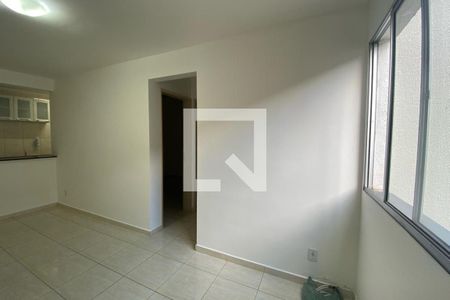 Sala de apartamento para alugar com 2 quartos, 48m² em Parque Munhoz, São Paulo