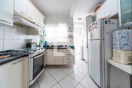 Apartamento à venda com 185m², 3 quartos e 2 vagas Apartamento à venda com 185m², 3 quartos e 2 vagasCozinha