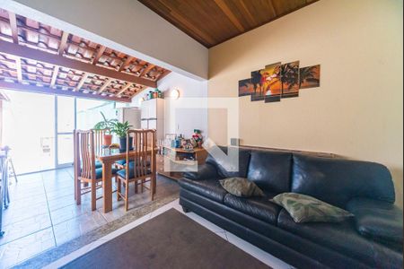 Apartamento à venda com 185m², 3 quartos e 2 vagas Apartamento à venda com 185m², 3 quartos e 2 vagasSala da cobertura