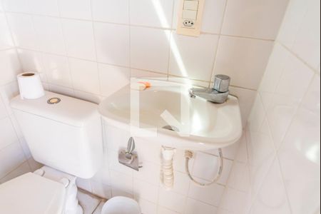 Apartamento à venda com 185m², 3 quartos e 2 vagas Apartamento à venda com 185m², 3 quartos e 2 vagasDetalhe Banheiro da Cobertura