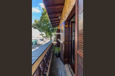 Casa à venda com 150m², 3 quartos e 1 vaga Casa à venda com 150m², 3 quartos e 1 vagaSacada da Sala