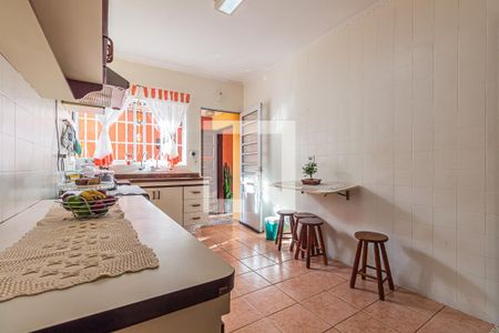 Casa à venda com 150m², 3 quartos e 1 vaga Casa à venda com 150m², 3 quartos e 1 vagaCozinha