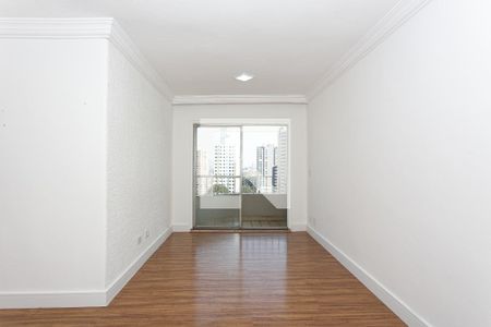 Sala de apartamento para alugar com 3 quartos, 69m² em Vila Azevedo, São Paulo