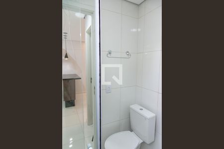 Banheiro de apartamento para alugar com 1 quarto, 30m² em Vila Gumercindo, São Paulo