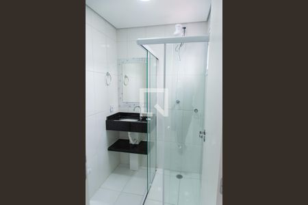 Banheiro de apartamento para alugar com 1 quarto, 30m² em Vila Gumercindo, São Paulo