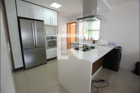 Cozinha de casa à venda com 3 quartos, 120m² em Vila Brasilina, São Paulo