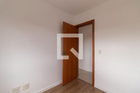 Quarto 1 de apartamento para alugar com 3 quartos, 75m² em Partenon, Porto Alegre
