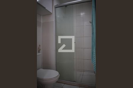 Banheiro de apartamento para alugar com 2 quartos, 50m² em Jacarepaguá, Rio de Janeiro