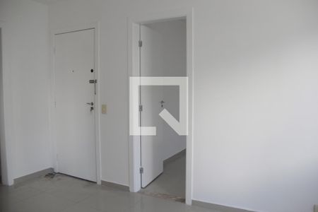 Sala de apartamento para alugar com 3 quartos, 59m² em Vila Urupes, Suzano