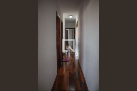 Casa para alugar com 160m², 3 quartos e 5 vagas Casa para alugar com 160m², 3 quartos e 5 vagasCorredor