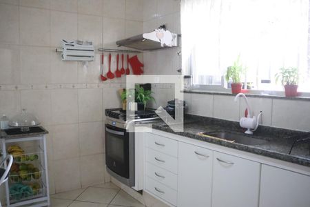 Casa para alugar com 160m², 3 quartos e 5 vagas Casa para alugar com 160m², 3 quartos e 5 vagasCozinha