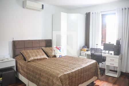 Casa para alugar com 160m², 3 quartos e 5 vagas Casa para alugar com 160m², 3 quartos e 5 vagasSuíte