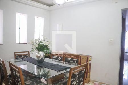 Casa para alugar com 160m², 3 quartos e 5 vagas Casa para alugar com 160m², 3 quartos e 5 vagasSala de Jantar