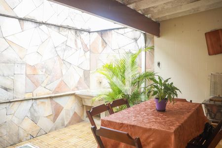 Casa para alugar com 160m², 3 quartos e 5 vagas Casa para alugar com 160m², 3 quartos e 5 vagasÁrea Gourmet