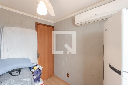 Quarto 2 de apartamento à venda com 2 quartos, 50m² em Rubem Berta, Porto Alegre