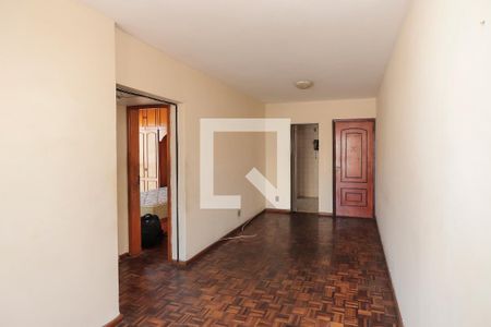Apartamento à venda com 89m², 2 quartos e 1 vaga Apartamento à venda com 89m², 2 quartos e 1 vagaSala
