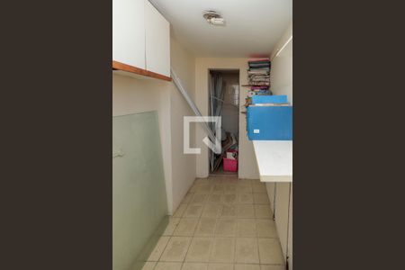 Apartamento à venda com 89m², 2 quartos e 1 vaga Apartamento à venda com 89m², 2 quartos e 1 vagaQuarto de Serviço