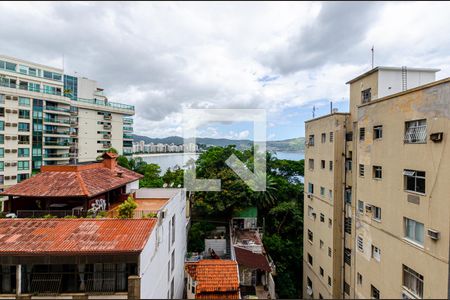 vista da Suite  de apartamento para alugar com 2 quartos, 100m² em Ingá, Niterói