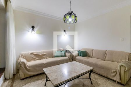 Sala  de casa à venda com 5 quartos, 220m² em Vila Mariana, São Paulo