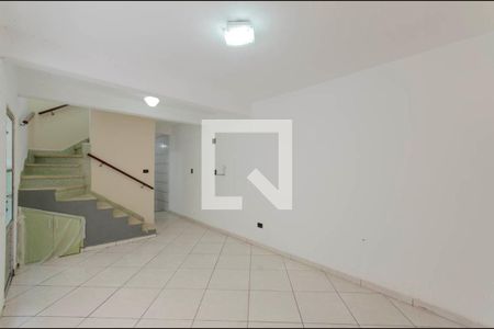 Sala de casa à venda com 3 quartos, 203m² em Vila Dalila, São Paulo