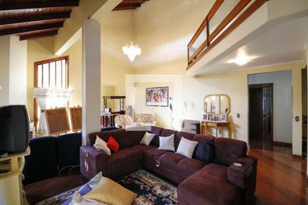 Sala 1 de casa para alugar com 4 quartos, 372m² em São José, Canoas