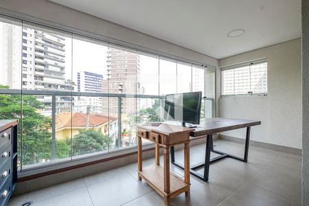 Sala - Varanda de apartamento para alugar com 2 quartos, 69m² em Sumaré, São Paulo