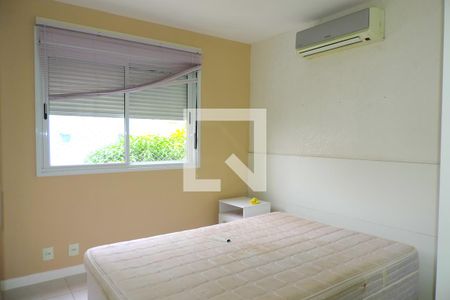 Suite 1 de apartamento para alugar com 3 quartos, 87m² em Itacorubi, Florianópolis