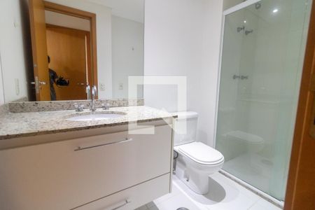 Banheiro  de apartamento à venda com 1 quarto, 50m² em Jardim, Santo André
