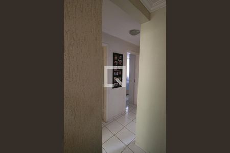 Corredor de apartamento à venda com 2 quartos, 60m² em Vila São Bento, Campinas