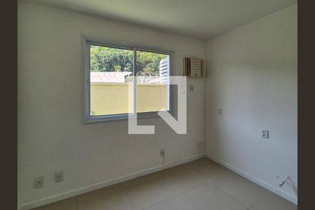 Quarto 1 de apartamento à venda com 3 quartos, 128m² em Vargem Pequena, Rio de Janeiro