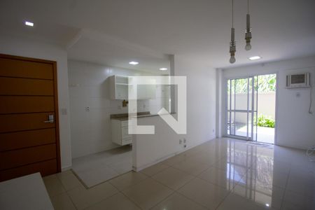 Sala de apartamento à venda com 3 quartos, 128m² em Vargem Pequena, Rio de Janeiro