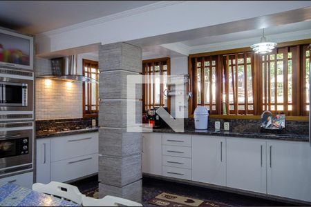 Cozinha/Sala de Jantar de casa à venda com 3 quartos, 389m² em Camaquã, Porto Alegre