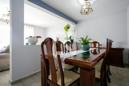 Sala de jantar de casa para alugar com 4 quartos, 200m² em Jardim Monte Alegre, São Paulo