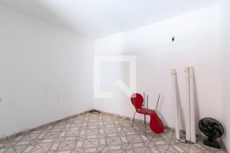 Casa à venda com 250m², 6 quartos e 4 vagas Casa à venda com 250m², 6 quartos e 4 vagasQuarto - Edicula