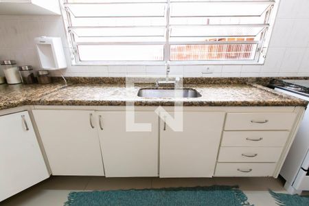 Casa à venda com 250m², 6 quartos e 4 vagas Casa à venda com 250m², 6 quartos e 4 vagasDetalhe cozinha