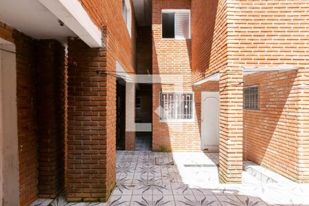 Casa à venda com 250m², 6 quartos e 4 vagas Casa à venda com 250m², 6 quartos e 4 vagasQuintal
