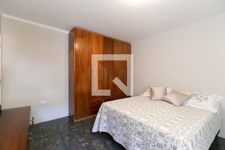Casa à venda com 250m², 6 quartos e 4 vagas Casa à venda com 250m², 6 quartos e 4 vagasSuite