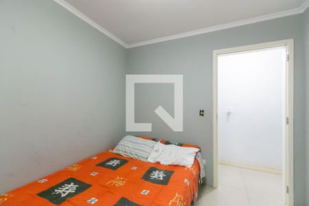 Casa à venda com 250m², 6 quartos e 4 vagas Casa à venda com 250m², 6 quartos e 4 vagasQuarto 2