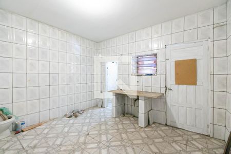 Casa à venda com 250m², 6 quartos e 4 vagas Casa à venda com 250m², 6 quartos e 4 vagasCozinha - Edicula
