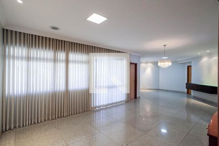 Sala  de apartamento à venda com 4 quartos, 190m² em Cidade Nova, Belo Horizonte