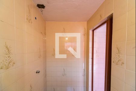 Banheiro de casa à venda com 4 quartos, 205m² em Vila Floresta, Santo André