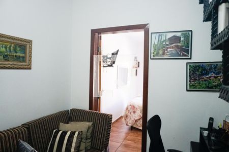 Escritório de casa para alugar com 4 quartos, 90m² em Cidade Líder, São Paulo