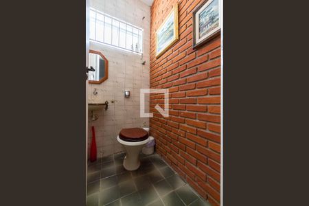 Lavabo de casa à venda com 3 quartos, 232m² em Jardim Londrina, São Paulo