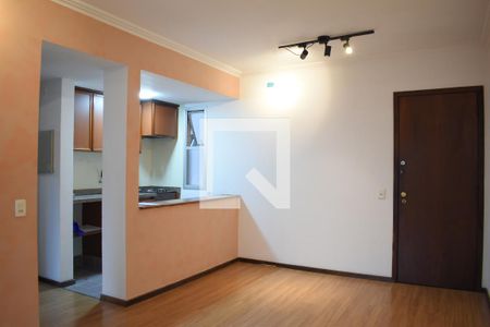 Sala de apartamento para alugar com 1 quarto, 45m² em Centro, Curitiba