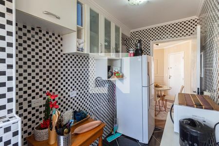 Apartamento para alugar com 49m², 2 quartos e sem vaga Apartamento para alugar com 49m², 2 quartos e sem vagaCozinha e área de serviço