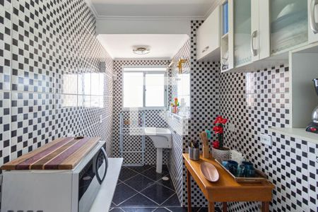 Apartamento para alugar com 49m², 2 quartos e sem vaga Apartamento para alugar com 49m², 2 quartos e sem vagaCozinha e área de serviço