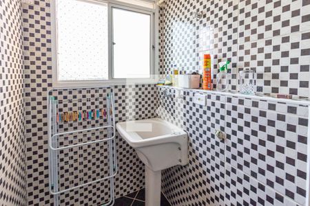 Apartamento para alugar com 49m², 2 quartos e sem vaga Apartamento para alugar com 49m², 2 quartos e sem vagaCozinha e área de serviço